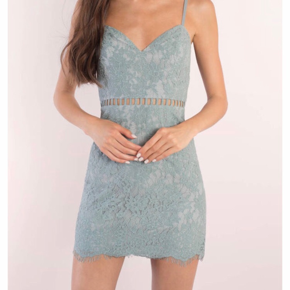 XS lace dress